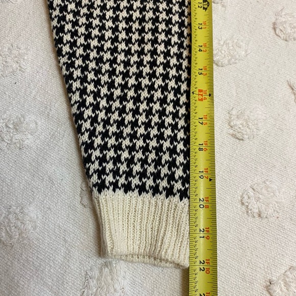 Vintage Talbots Knit V Kneck Sweater Houndstooth Retro 90’s - Picture 4 of 6